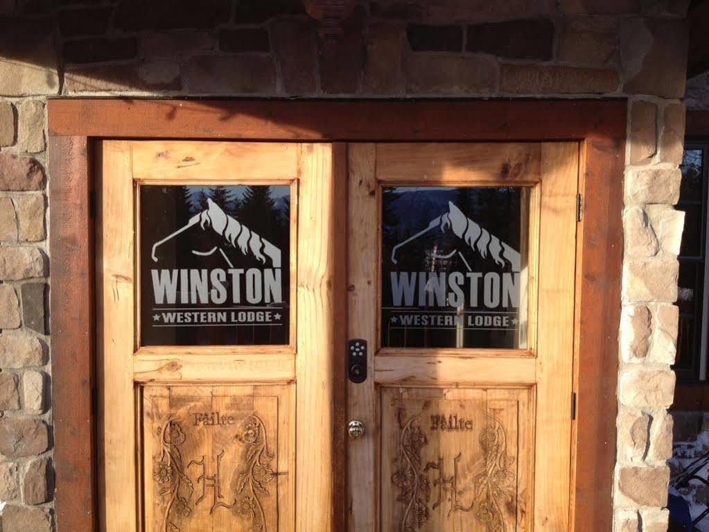Winston Lodge Golden Exteriér fotografie